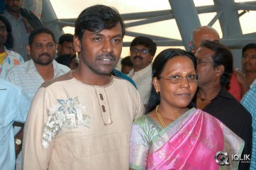 Celebrities With Mothers Exclusive Photos